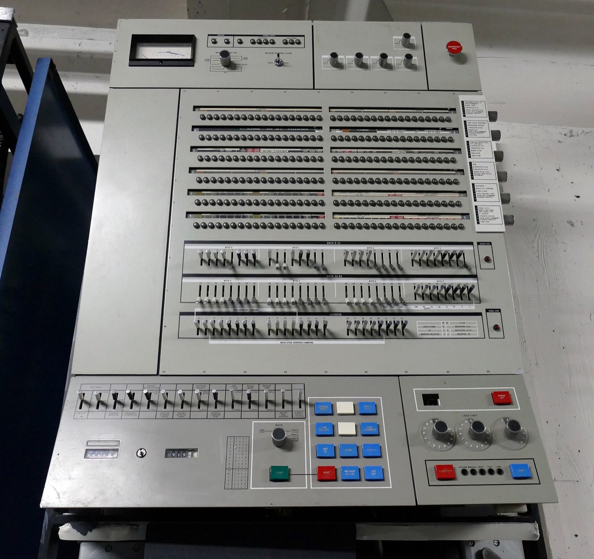 קונסולת בקרה של מחשב IBM System 360 וינטג׳י